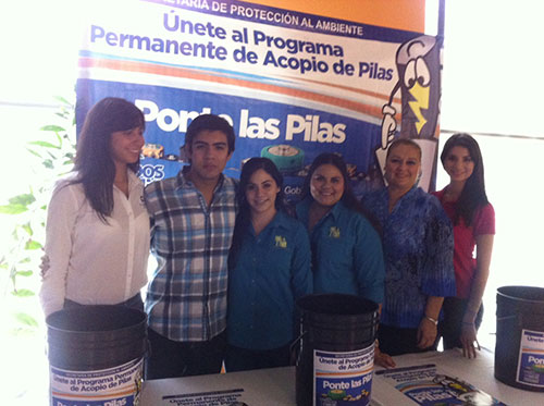 Participan en programa de acopio de pilas