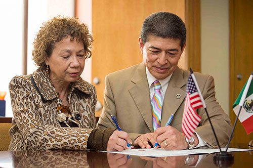 Se alían con universidad del Sur de California