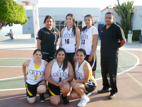 Celebran aniversario como campeones