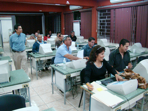 Ofrecen Taller para Docentes Foráneos