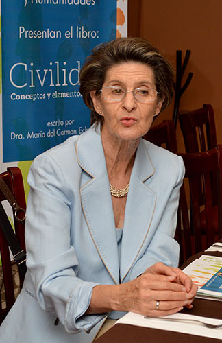 Presenta tesis doctoral