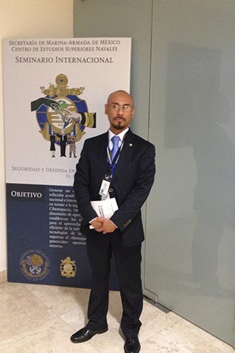 Asiste académico a Seminario Internacional