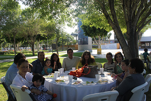 Reúnen fondos para la Casa Hogar