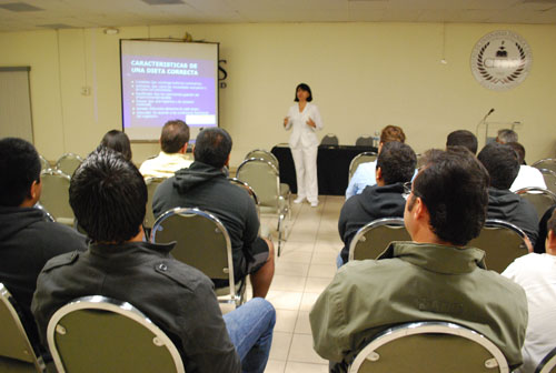 Asisten a Taller sobre Nutrición
