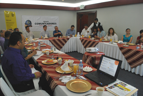 Rector habla a los medios sobre Plan 2020