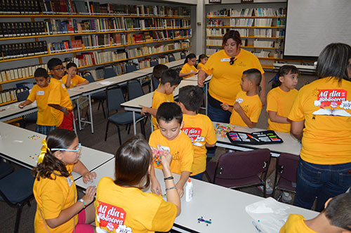 Viven un día en la Biblioteca
