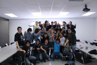 Alumnos de ICC celebran su día
