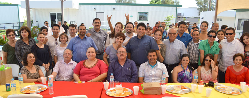 Celebran a maestros a lo grande