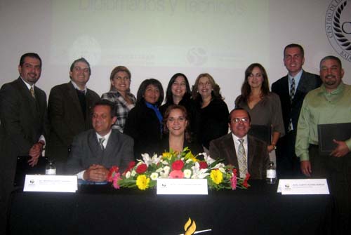 Finalizan exitosamente Diplomados