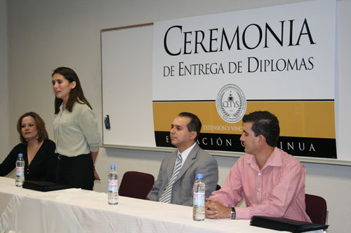 Terminan Diplomado Exitosamente