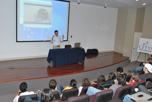 Experto en animación 3D visita su Alma Mater