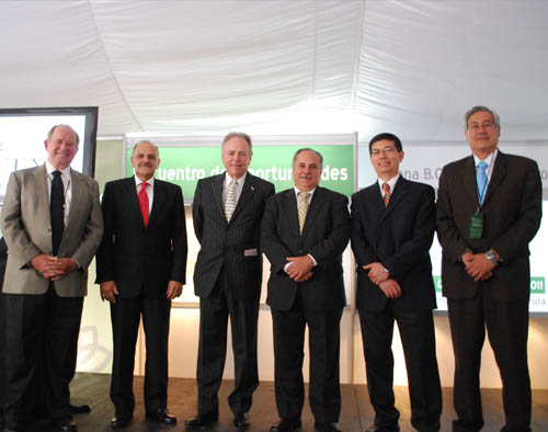 Empresarios aportan experiencias