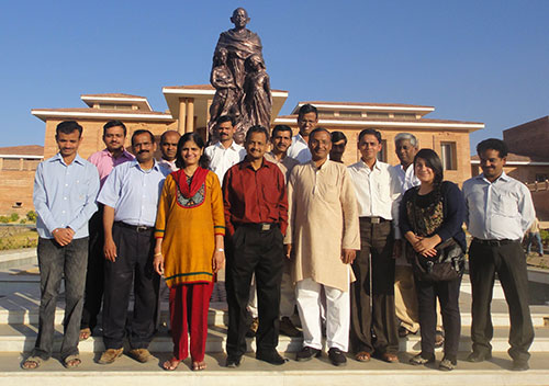 Realiza estadía profesional en India