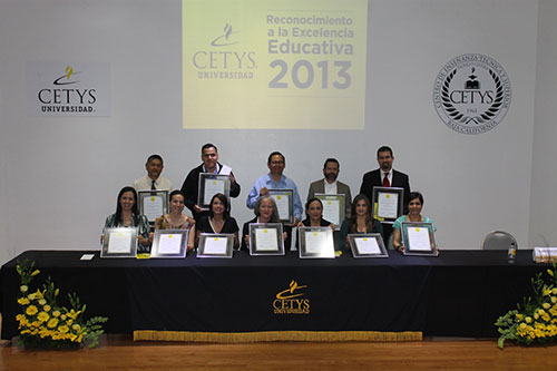 Los reconocen por excelencia educativa