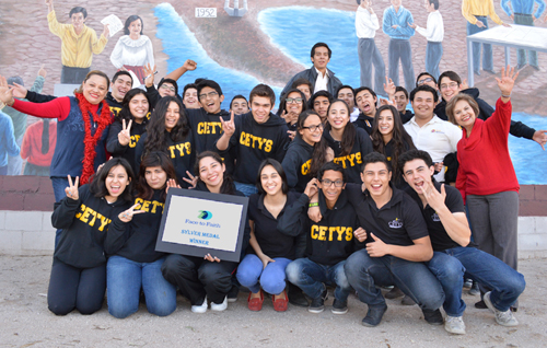Bachilleres participan en Face to Faith