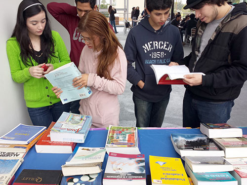 Realizan Feria del Libro