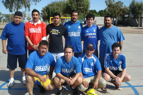 Azules, 1er. lugar en Torneo de Egresados