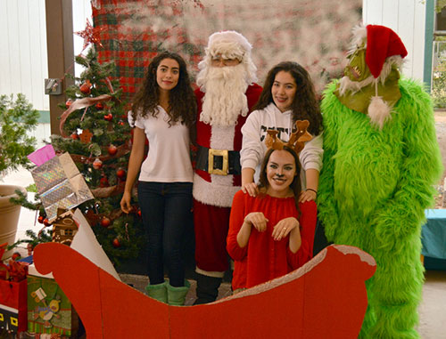 Santa Claus visita el Campus