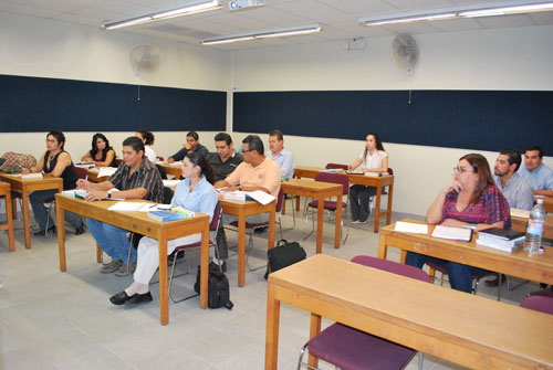 Facilitan su Preparación Profesional