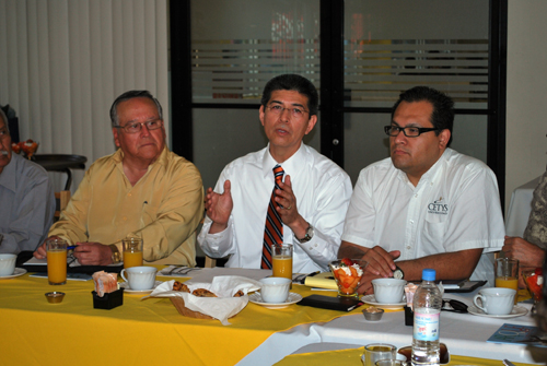 Rector habla sobre internacionalización