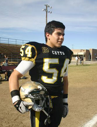 Es galardonado por el Holiday Bowl