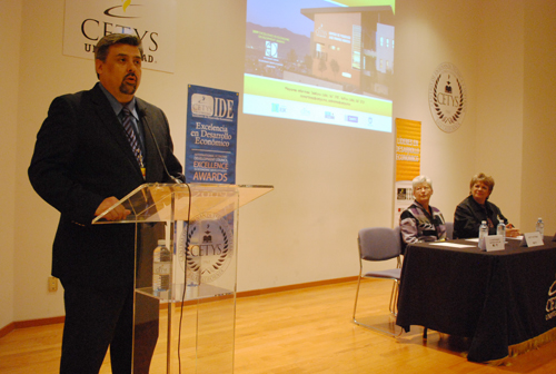 Inauguran Curso de Desarrollo Económico