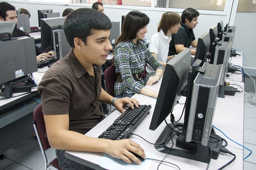 CETYS forma profesionistas para una era digital