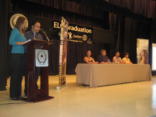 Se Gradúan Alumnos del Centro de Idiomas