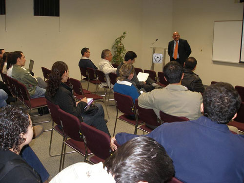 CONACYT Imparte Plática Sobre Apoyos