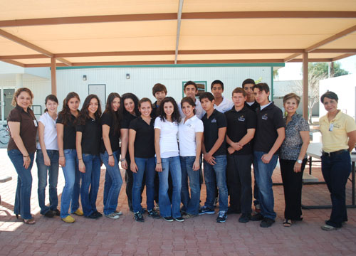 Bachilleres se van de intercambio