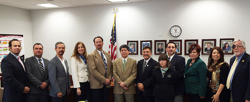 Llevan a cabo acercamiento con Imperial Valley College