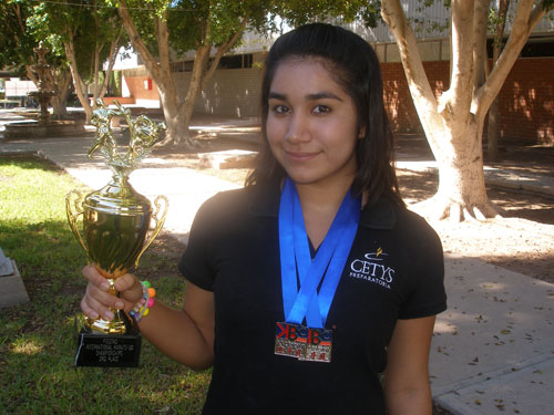 Triunfa en Karate Do Alumna de Preparatoria CETYS