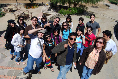 Alumnos Realizan Investigación