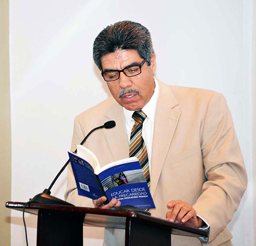 Presentan “Educar desde la precariedad”