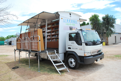 Librobus visita al CETYS