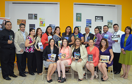 Presentan 15 libros pedagógicos