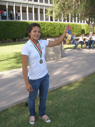 Atletas de CETYS, Ganan Preseas de Oro y Plata