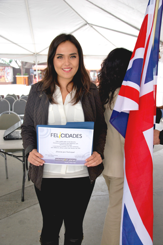 Obtiene beca a Londres