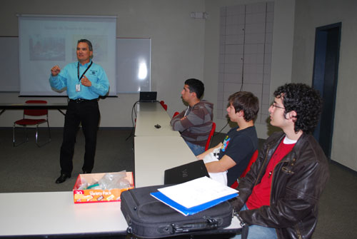Becarios cursan taller de Manejo de Grupos