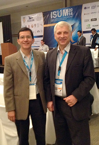 Expone en Congreso Internacional