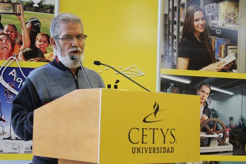 Habla de retos en campo de las Matemáticas