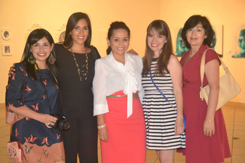Egresadas inauguran exposición fotográfica