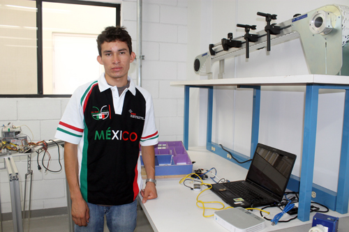 Crea controlador de dispositivos electrónicos