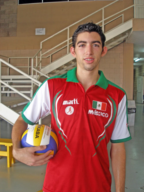 Alumno de CETYS en el Mundial de Voleibol