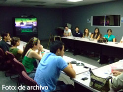 Presentan Ciclo de Conferencias de Negociación