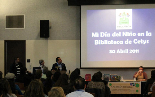 Biblioteca presenta proyecto en San Diego