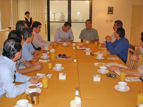 Rector participa en foro de la ONU
