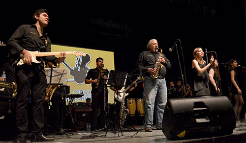 XVI años de Contratiempo