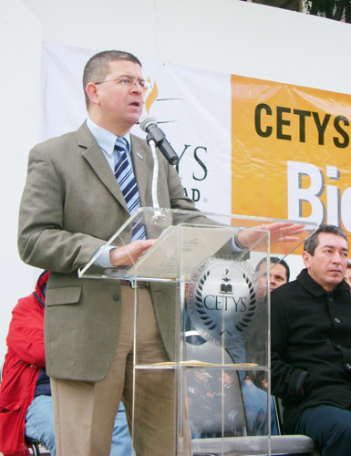 Asume Vega Marín la Oficialía Mayor de Segob
