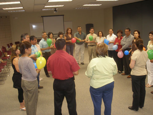 Padres de Familia Toman Taller